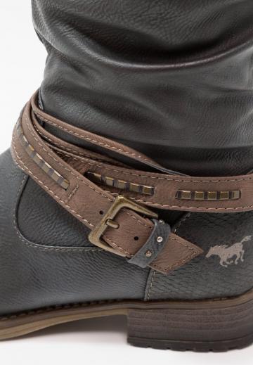 Ковбойские сапоги