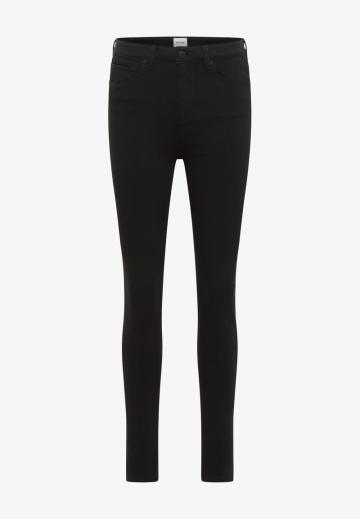 Узкие джинсы