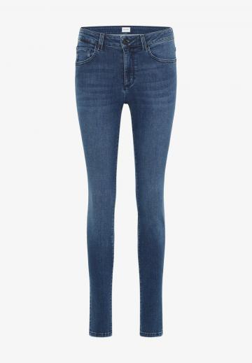 Узкие джинсы