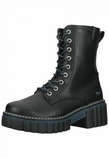Ботинки на шнуровке
