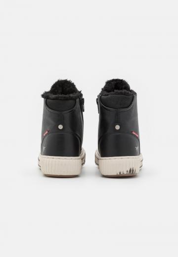 Высокие кеды