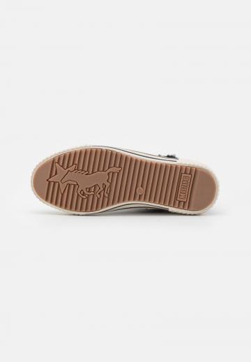 Высокие кеды