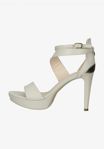 Босоножки на платформе