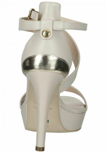 Босоножки на платформе