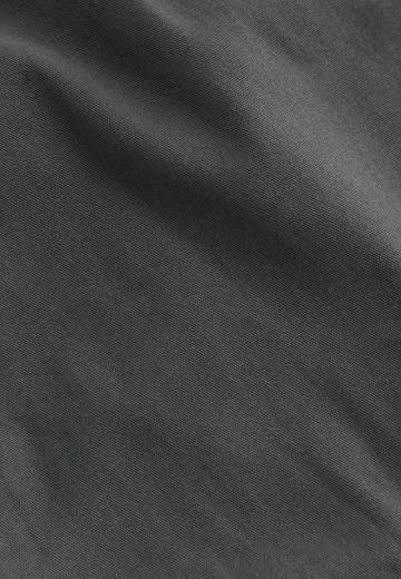 Брюки с накладными карманами