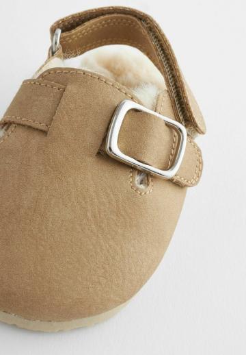 Детская обувь