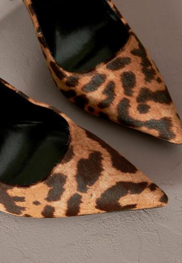 Туфли на высоком каблуке