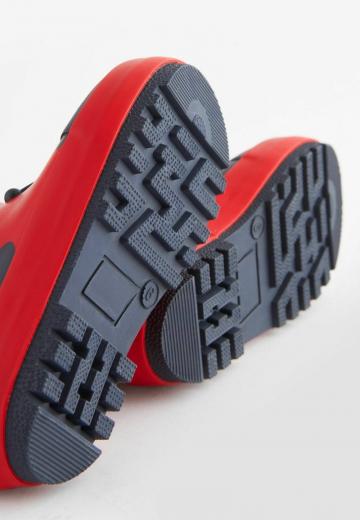 Резиновые сапоги