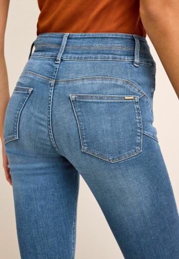 Клешеные брюки