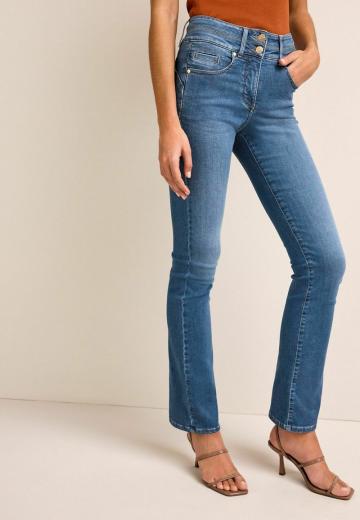 Клешеные брюки