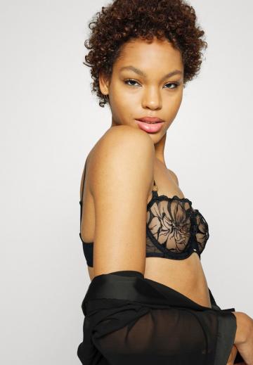 Бюстгальтер