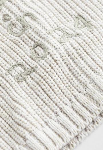 Вязаная кофта