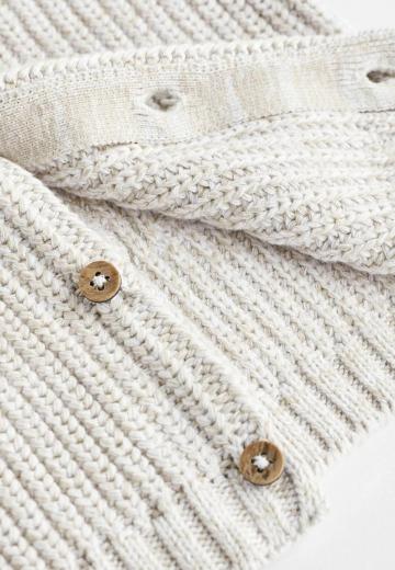 Вязаная кофта