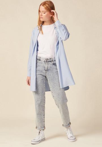 Прямые джинсы