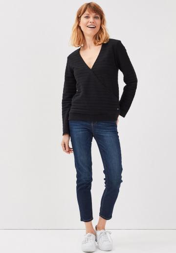 Короткие джинсы