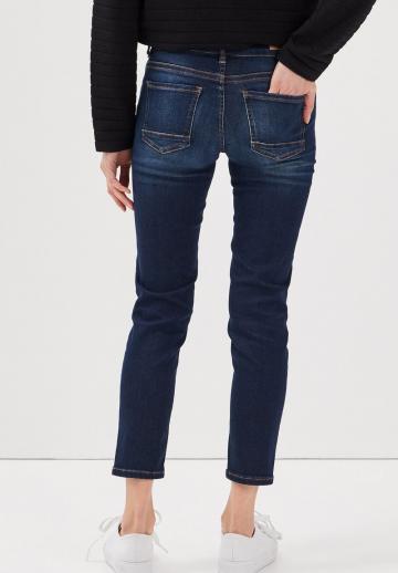 Короткие джинсы