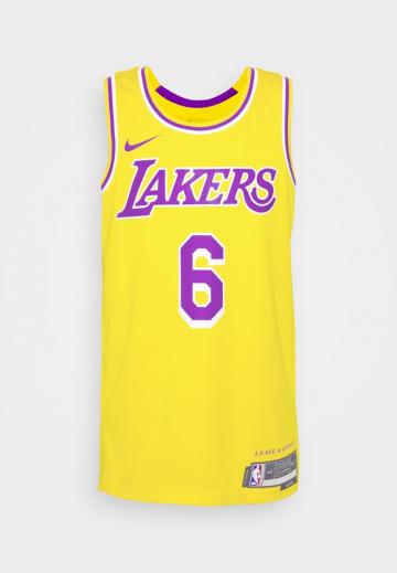 Спортивная форма