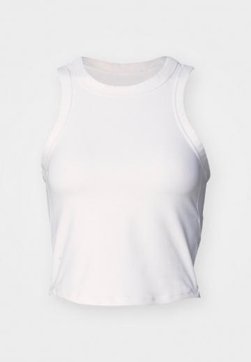 Спортивный топ