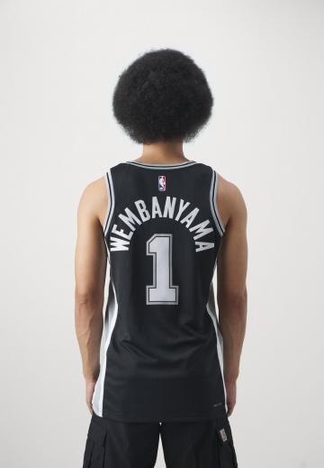 Спортивная форма