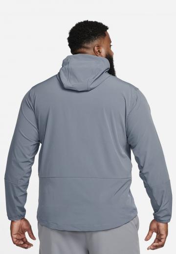 Спортивная куртка