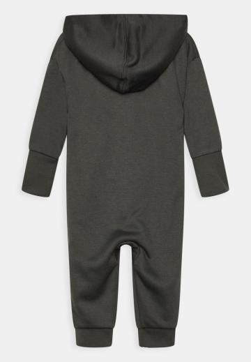 Набор одежды