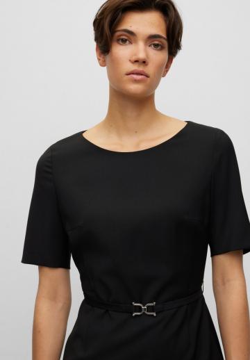 Платье футляр