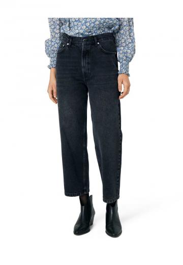 Короткие джинсы