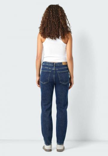 Свободные джинсы