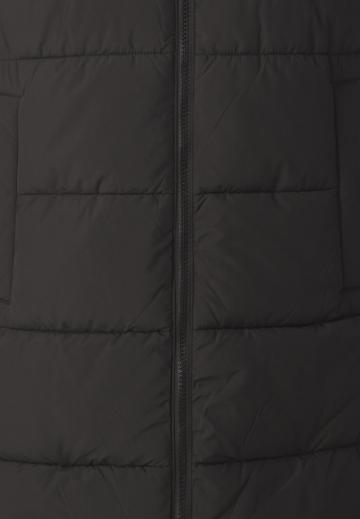 Длинный жилет