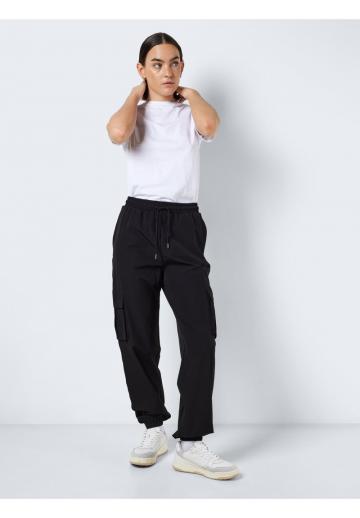 Брюки с накладными карманами