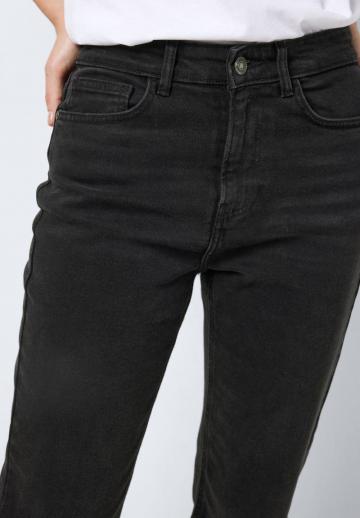 Свободные джинсы