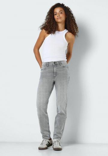 Свободные джинсы