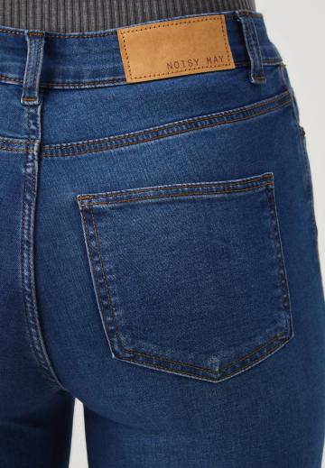 Клешеные брюки