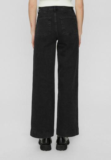 Клешеные джинсы