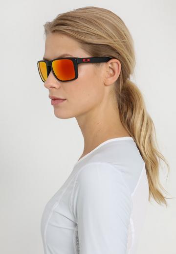 Солнечные очки