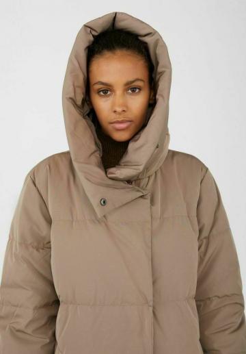 Пуховое пальто