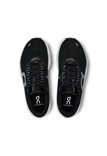 Беговые кроссовки