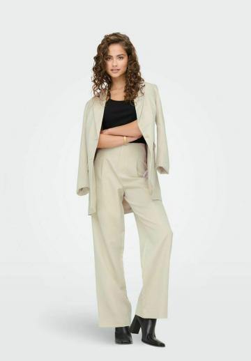 Длинный блейзер