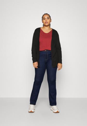 Клешеные джинсы