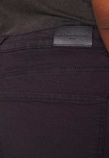 Брюки с накладными карманами