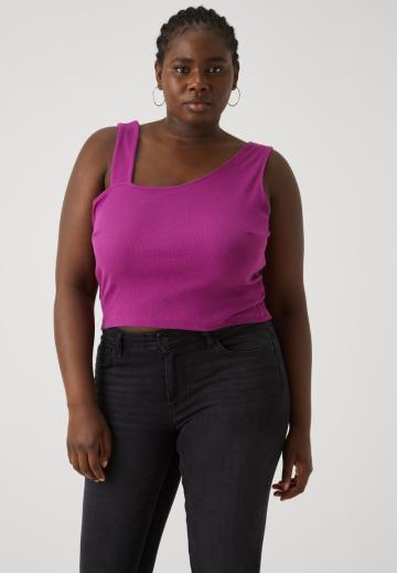 Короткие джинсы