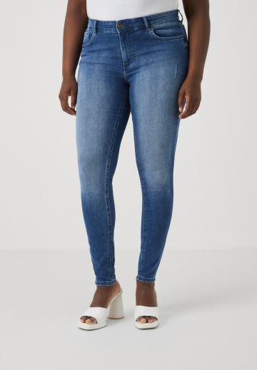 Узкие джинсы