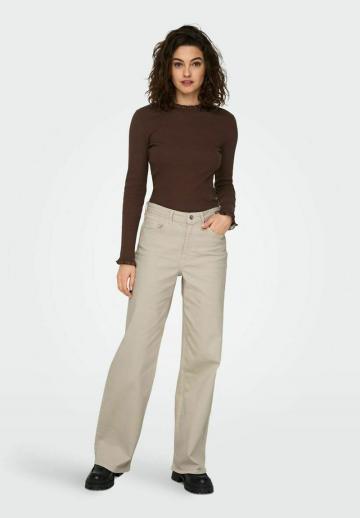 Клешеные джинсы