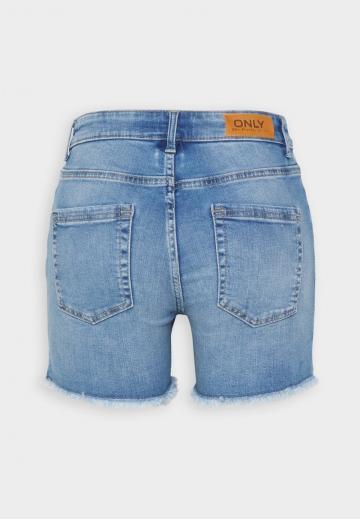 Джинсовые шорты