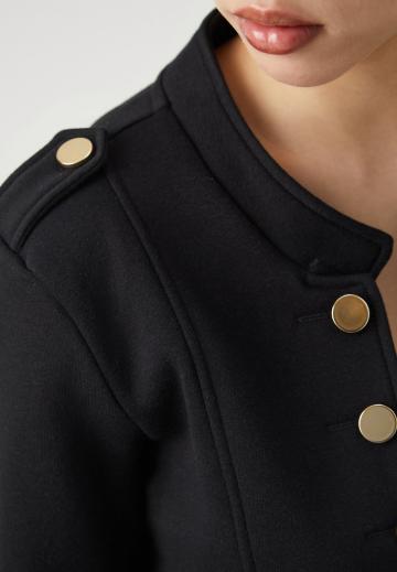 Блейзер с накладными карманами