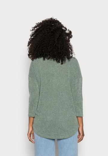 Пуловер с рукавом три четверти