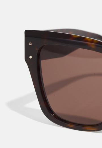 Солнечные очки