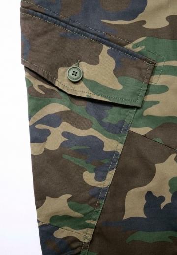 Брюки с накладными карманами