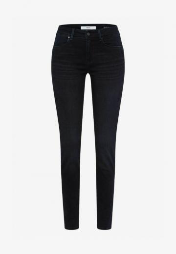 Узкие джинсы