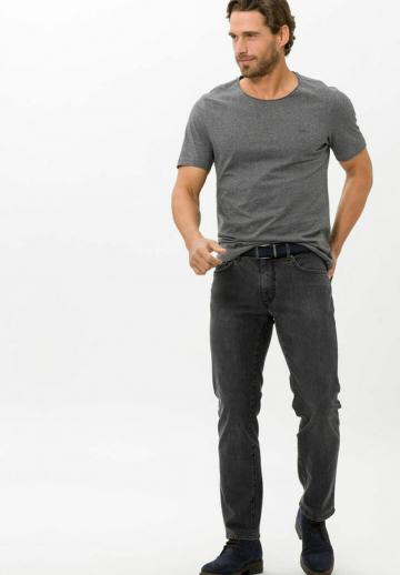 Узкие джинсы